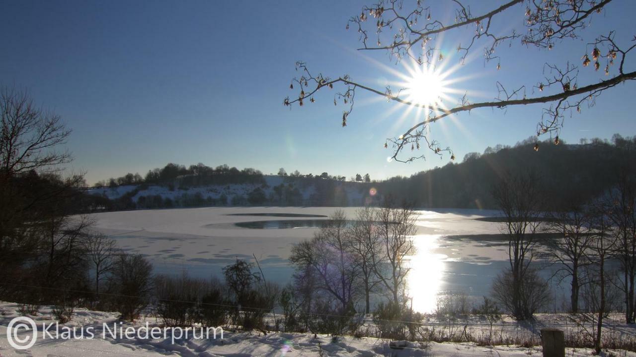 Ferienwohnung Welcome Mit Seeblick Schalkenmehren Kültér fotó